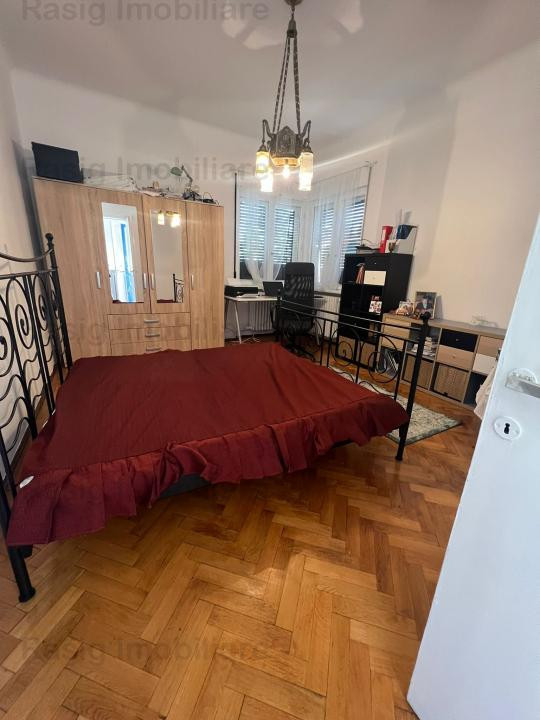 Vila interbelica exclusivista, zona ultracentrala