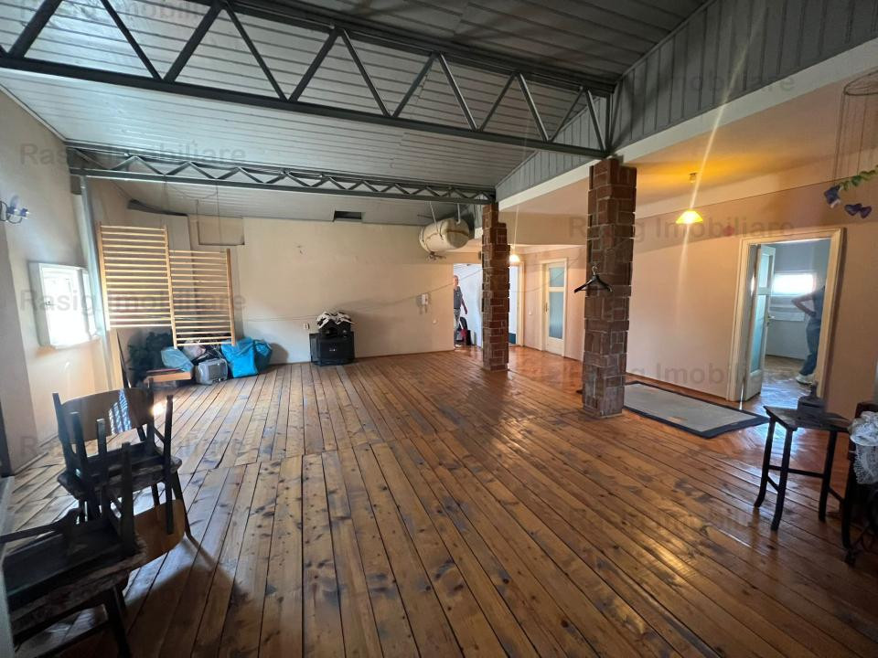 Vila interbelica exclusivista, zona ultracentrala