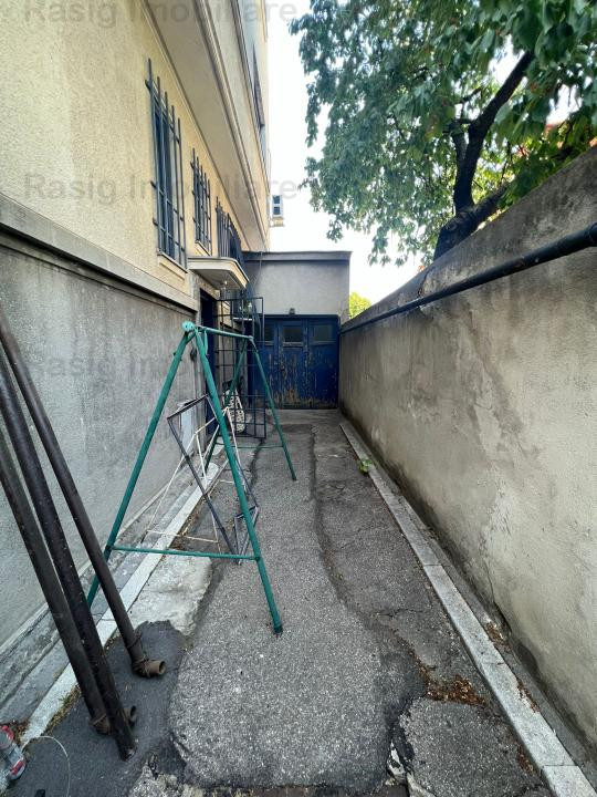 Vila interbelica exclusivista, zona ultracentrala