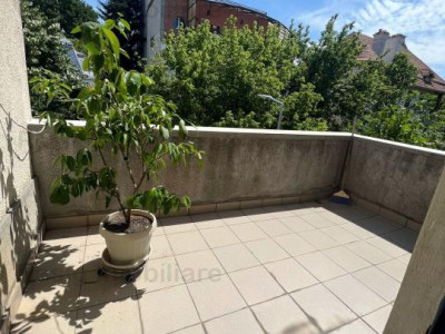 Vila interbelica exclusivista, zona ultracentrala