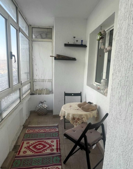 Vanzare apartament 4 camere  Piata Victoriei