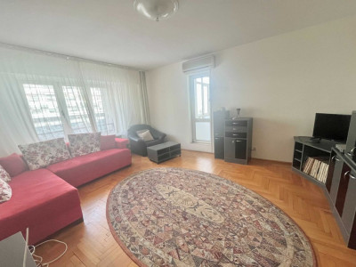 Vanzare apartament 4 camere  Piata Victoriei
