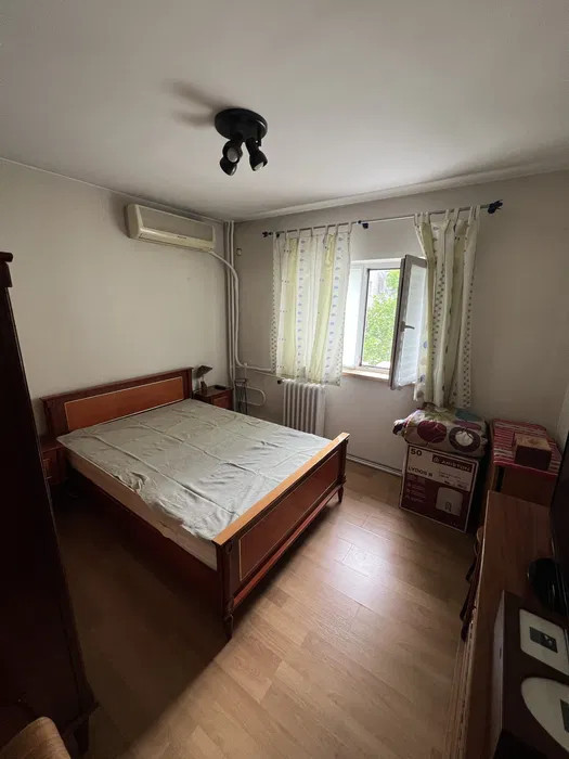 Vanzare apartament 3 camere zona Titulescu - Piata Victoriei.