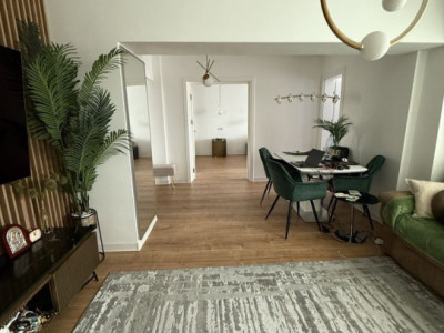 Vanzare apartament 3 camere Bulevardul Unirii