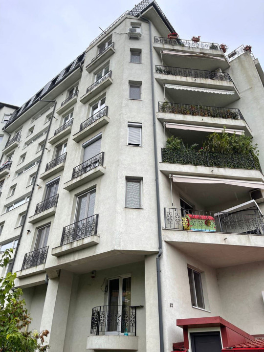 Parc Tineretului , str Pajistei , libera