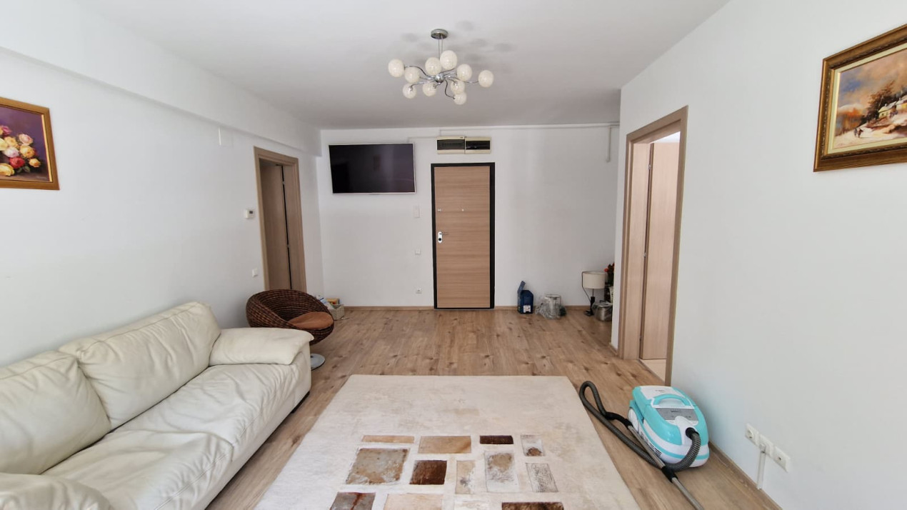 Inchiriere  apartament 3 camere Greenfield Baneasa