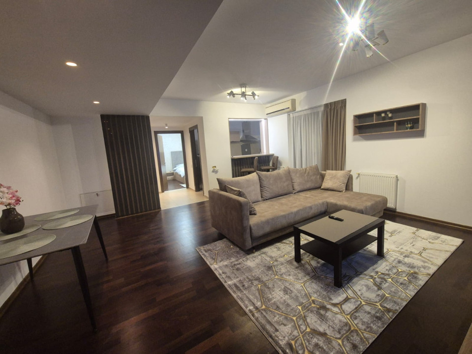 Invchiriere  2 camere zona Titulescu-Pta Victoriei