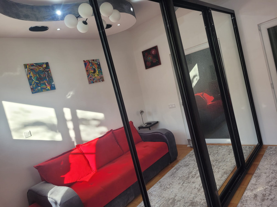 VAnzare apartament 23 camere Bucurestii Noi - Bloc Rusesc