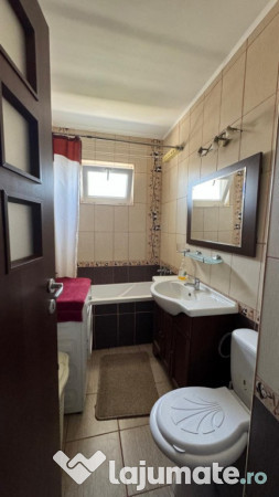 Inchiriere Apartament de 2 camere, zona Ozana