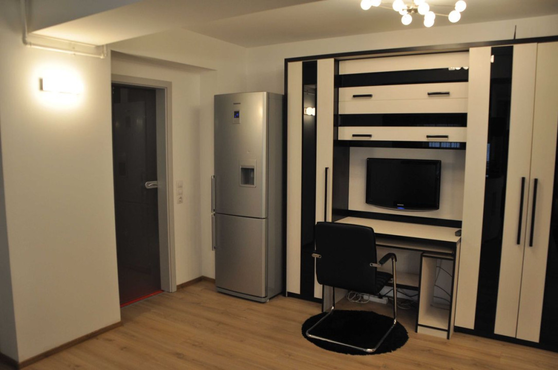 Inchiriere Apartament de 2 camere,  Confort Park, Rin Grand Hotel