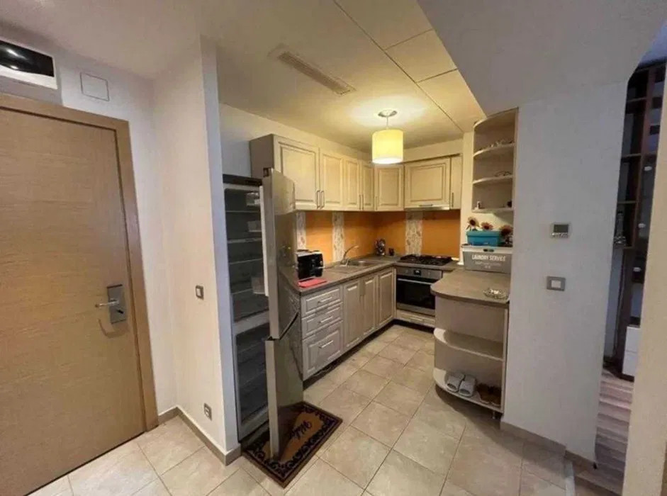 Inchiriere Apartament de 2 camere, Rin Grand Hotel