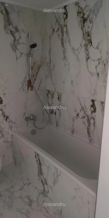 One Lake Club | Vedere Lac | Curte Interioara | Terasa 