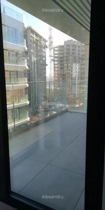 One Lake Club | Vedere Lac | Curte Interioara | Terasa 