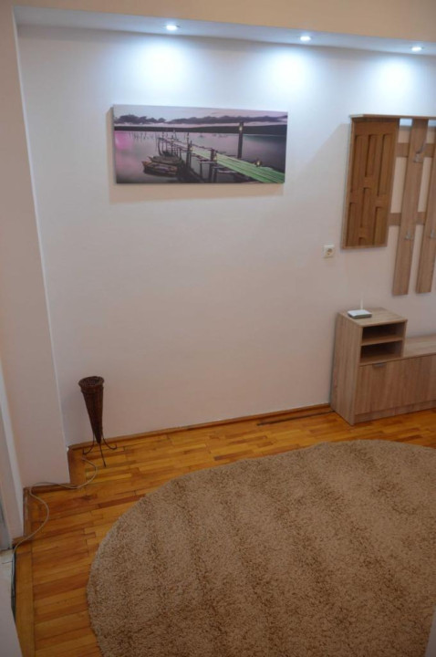 Inchiriere Apartament de 2 camere, zona Turda