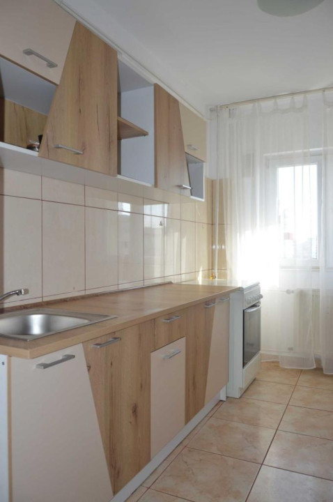 Inchiriere Apartament de 2 camere, zona Turda