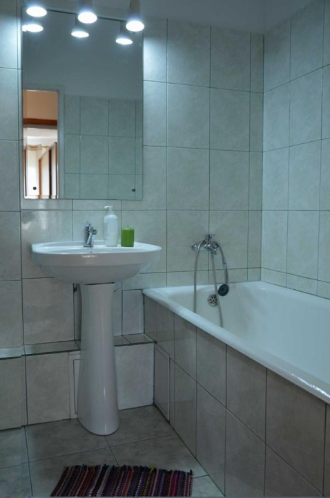Inchiriere Apartament de 2 camere, zona Turda