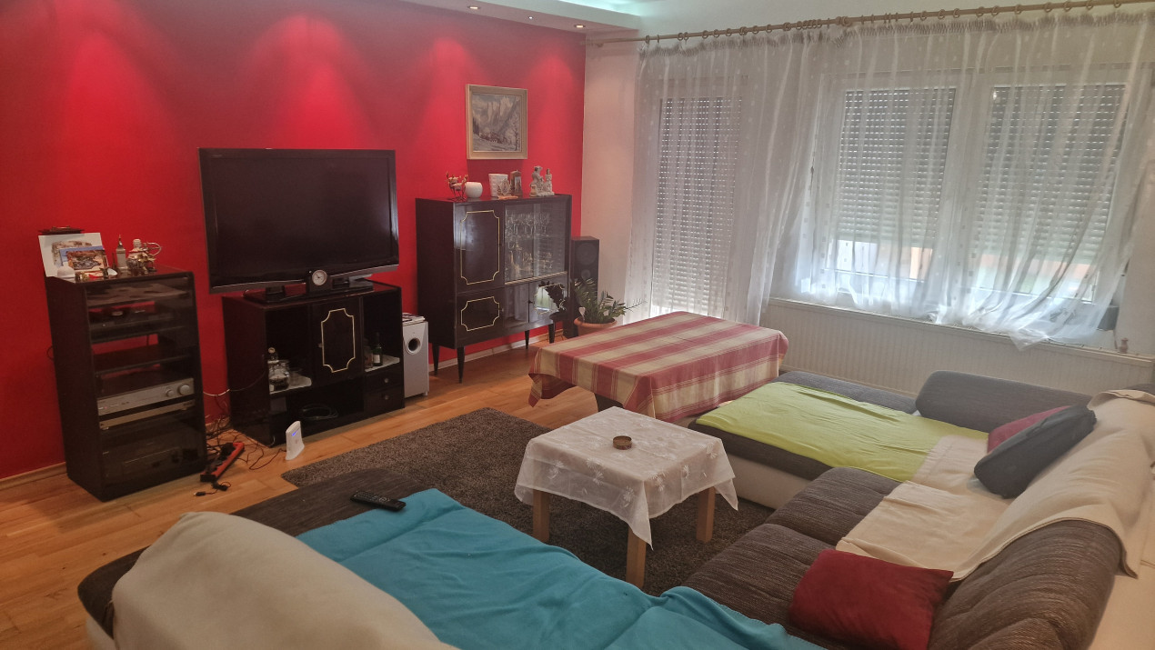 Vila de vanzare Rosu