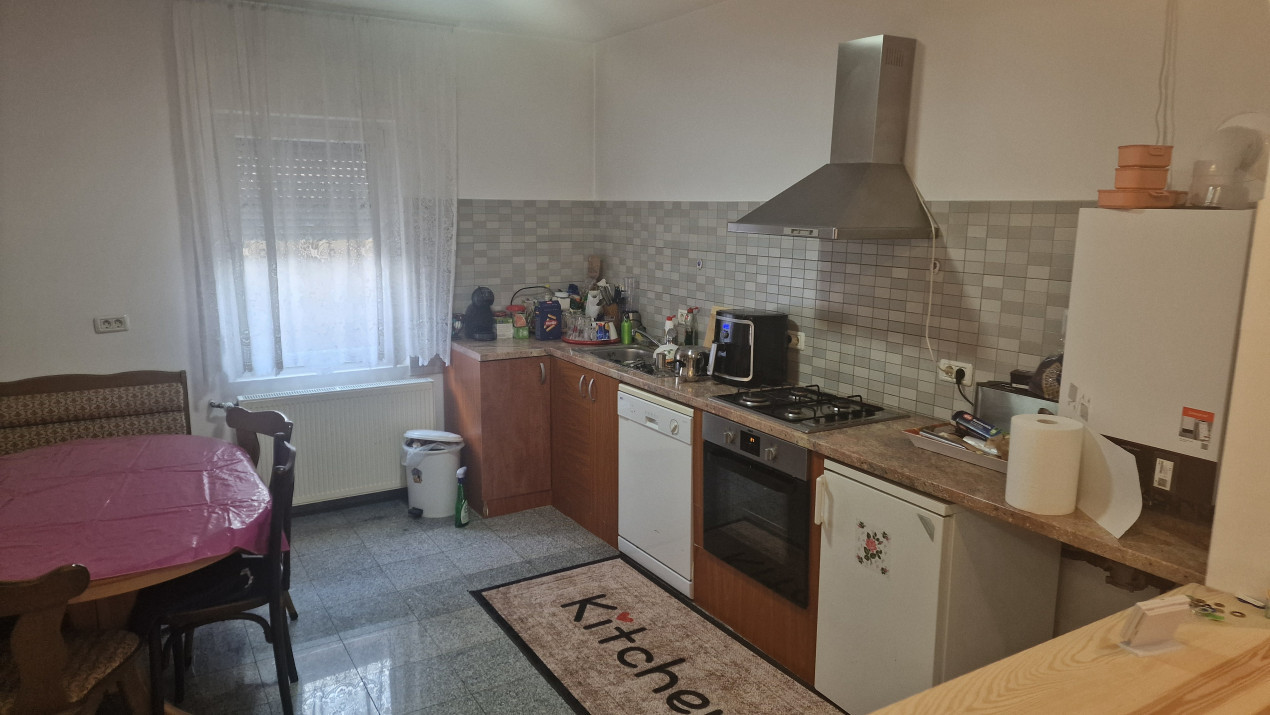 Vila de vanzare Rosu