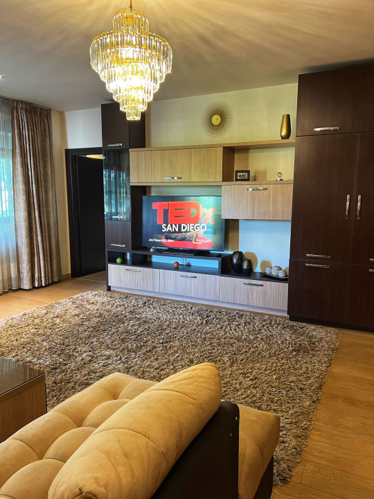 Închiriere apartament 3 camere, 2 locuri parcare - Natura Residence, Băneasa