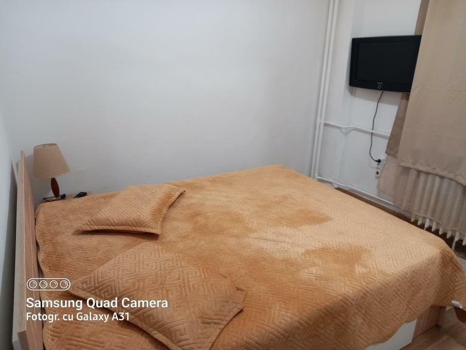 Închiriere apartament 3 camere, zona Turda