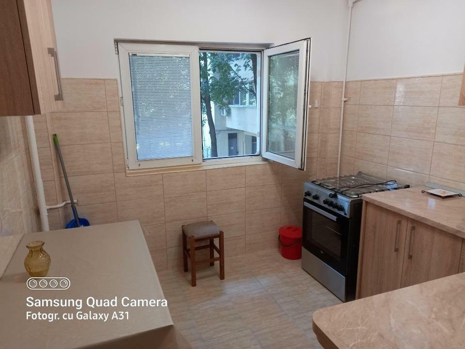 Închiriere apartament 3 camere, zona Turda