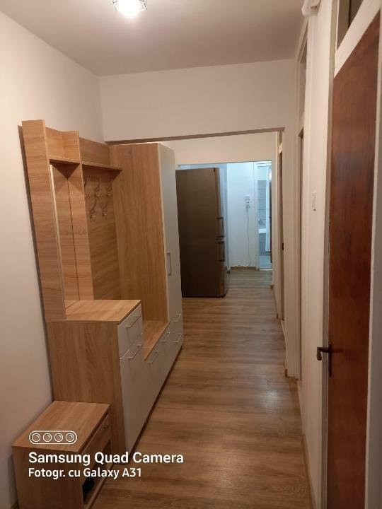 Închiriere apartament 3 camere, zona Turda