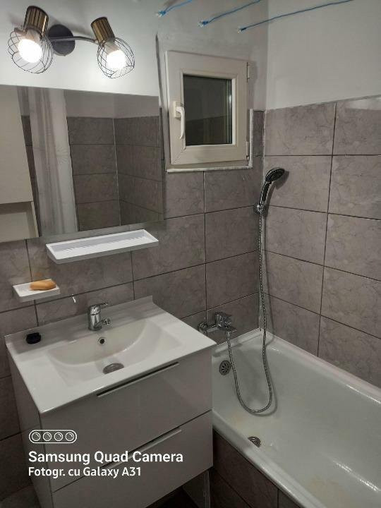 Închiriere apartament 3 camere, zona Turda
