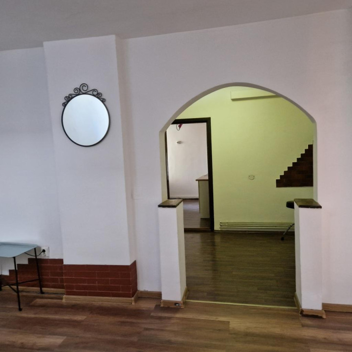 Inchiriere Apartament in Vila, parter+mansarda, zona Chibrit