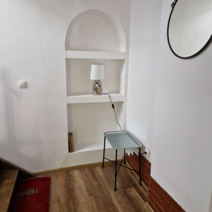 Inchiriere Apartament in Vila, parter+mansarda, zona Chibrit