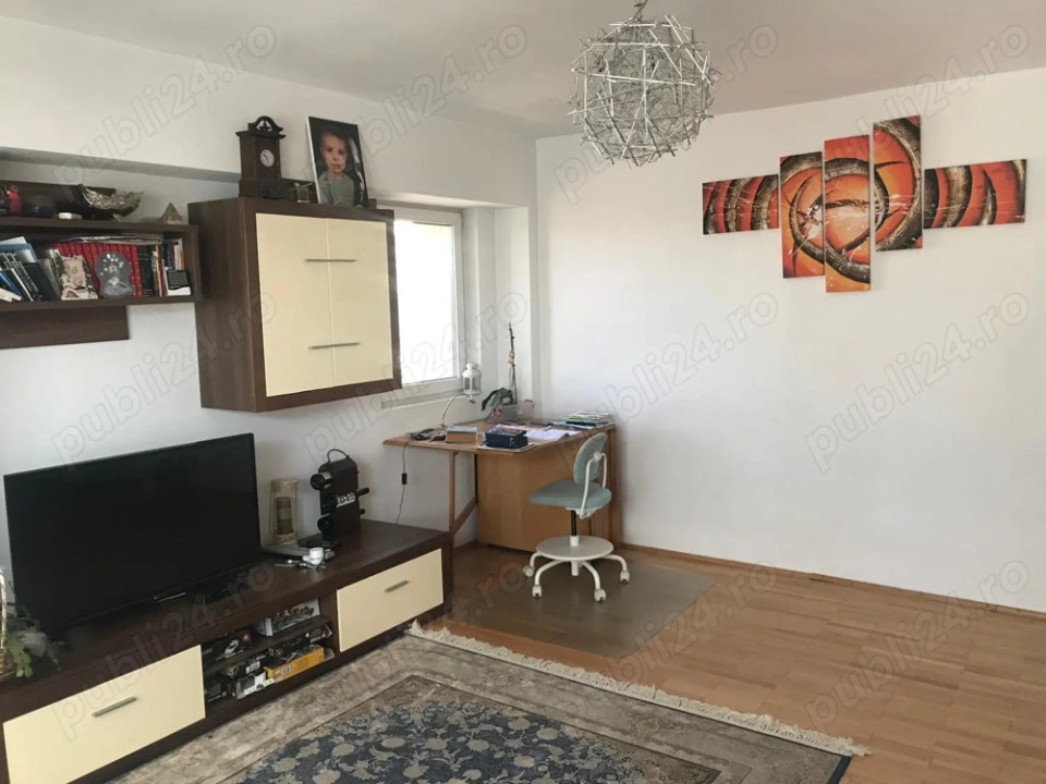 Vanzare apartament 3 camere Baneasa