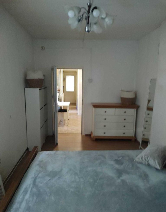 Vanzare 3 camere Chibrit