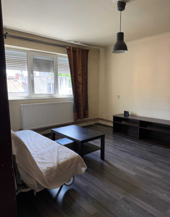 Inchiriere Garsoniera, zona Parcul Carol