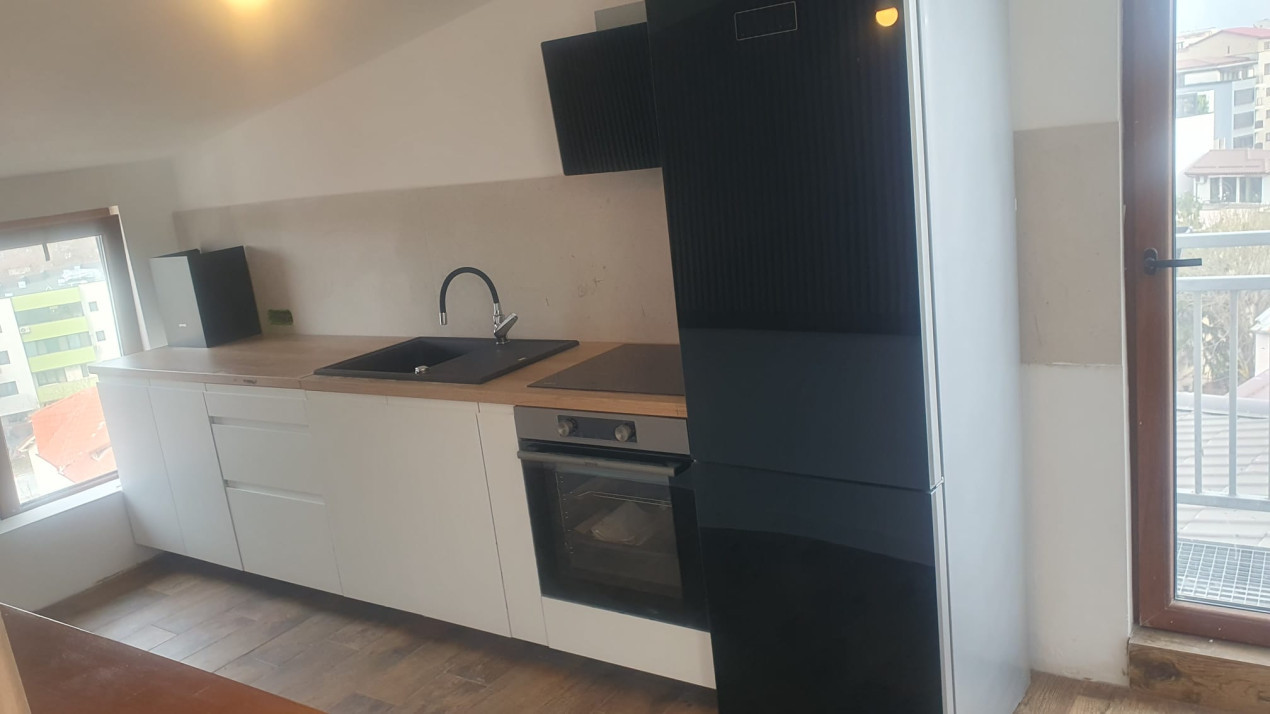 Vanzare apartament 3 camere Eminescu