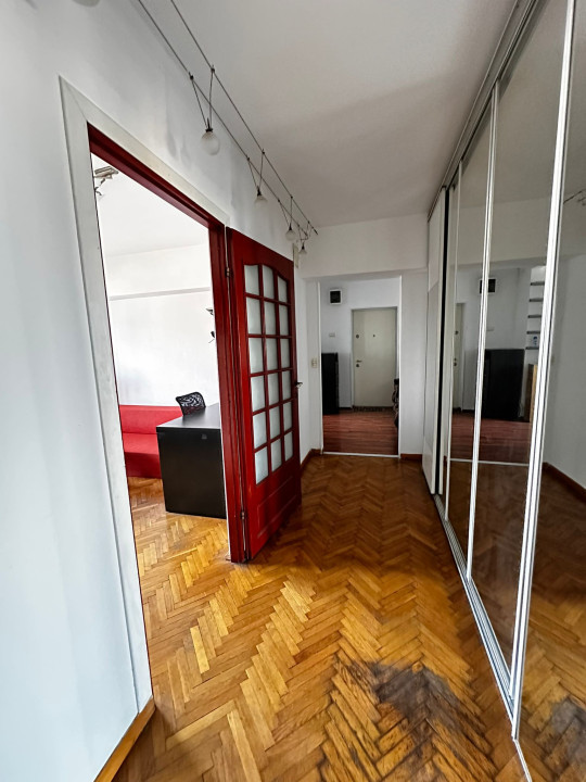 2 camere metrou Victoriei-Titulescu