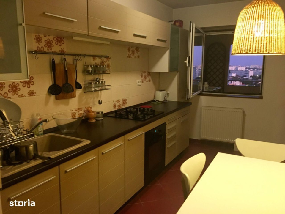 Vanzare garsoniera dubla zona Pod Constanta