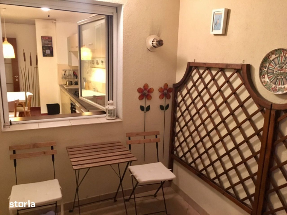 Vanzare garsoniera dubla zona Pod Constanta