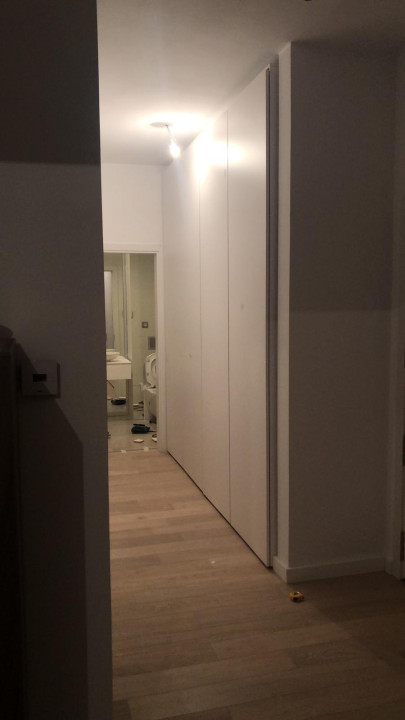 Vanzare apartament 2 camere Ion Mihalache Piata 1 Mai