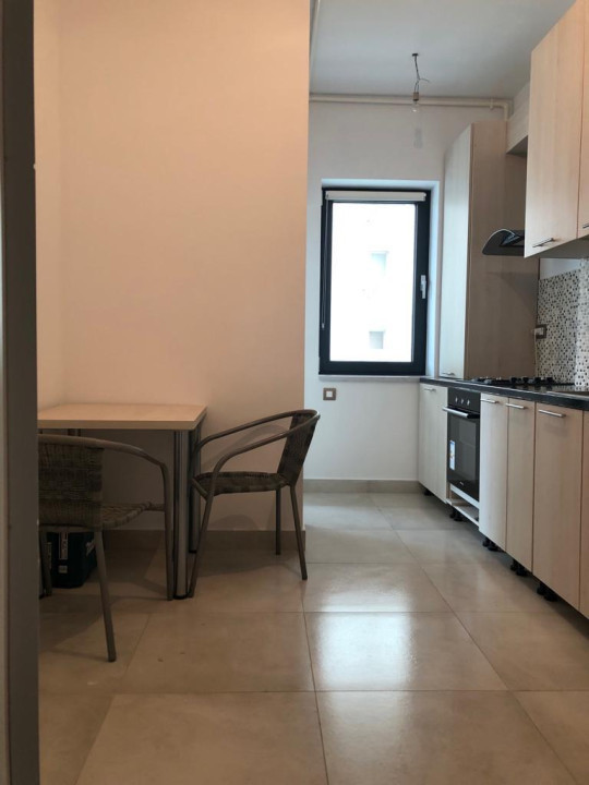 Vanzare apartament 2 camere Ion Mihalache Piata 1 Mai