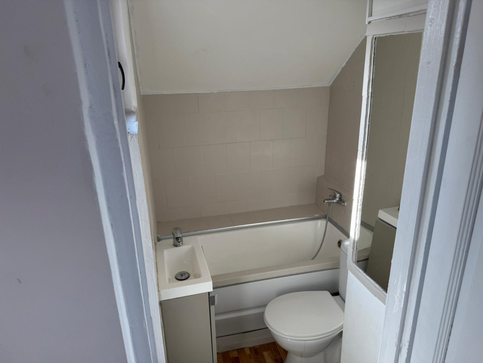 Vanzare apartament 4 camere Iancu Nicolae 