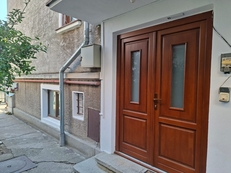 Vânzare apartament de 4 camere, zona Domenii