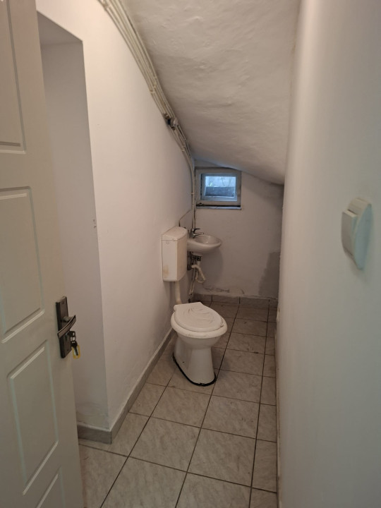 Vânzare apartament de 4 camere, zona Domenii