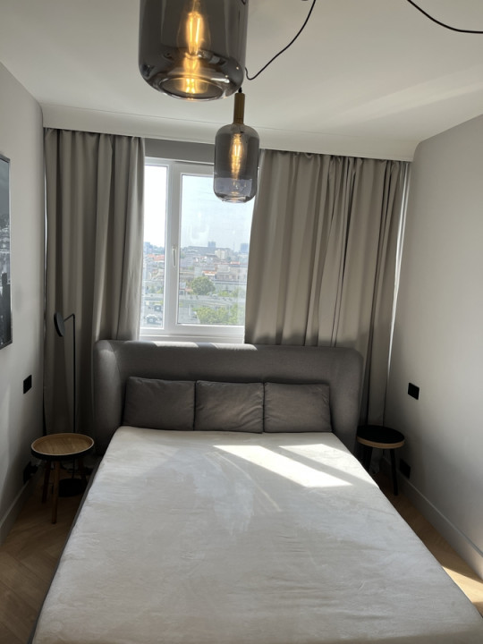Apartament renovat de 3 camere, zona Parcul Floreasca
