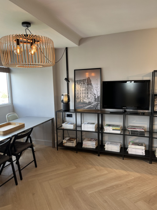 Apartament renovat de 3 camere, zona Parcul Floreasca