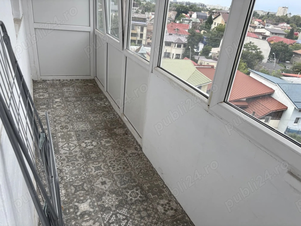 Apartament de 2 camere de vanzare in zona Domenii