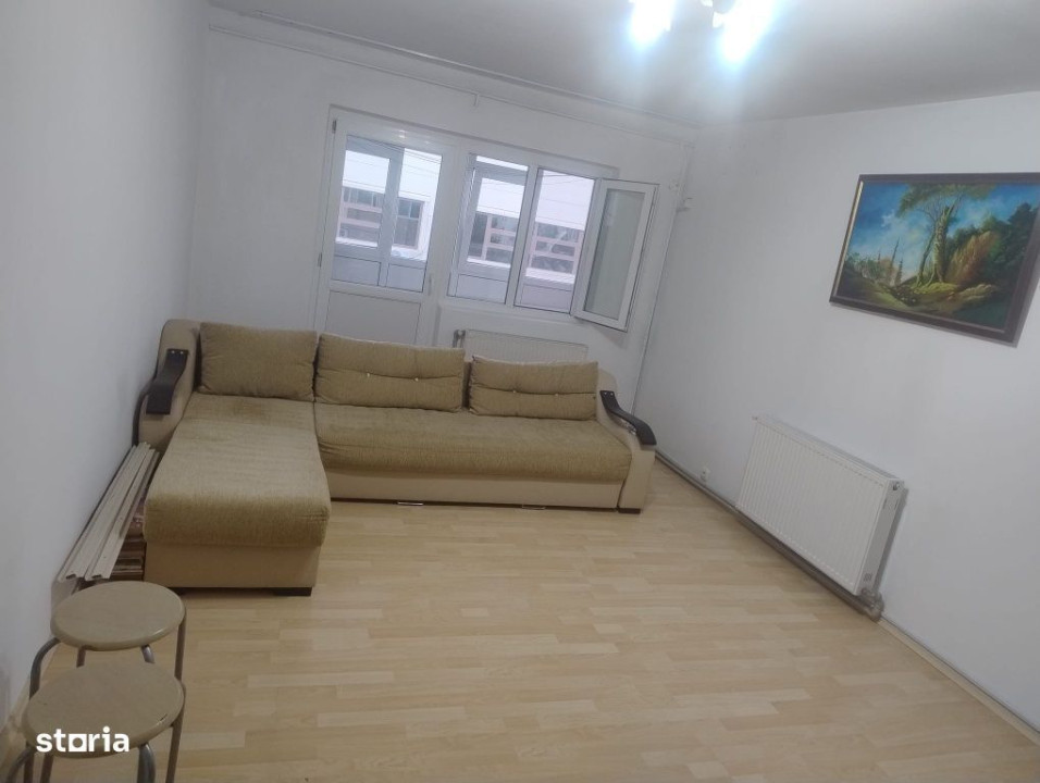 Vanzare apartament 2 camere Romancierilor