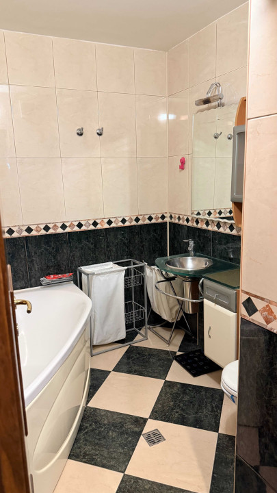 Vanzare apartament 2 camere Turda - Parc Regina Maria