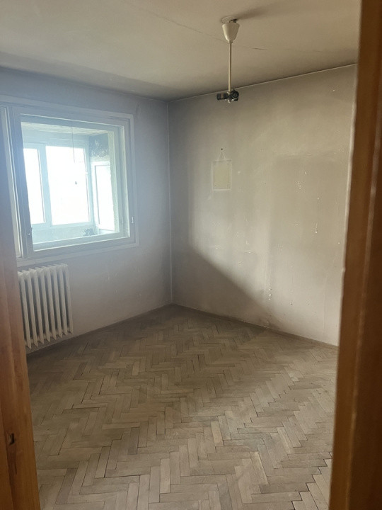 Vanzare apartament 2 camere  Bucurestii Noi - Parc Bazilescu