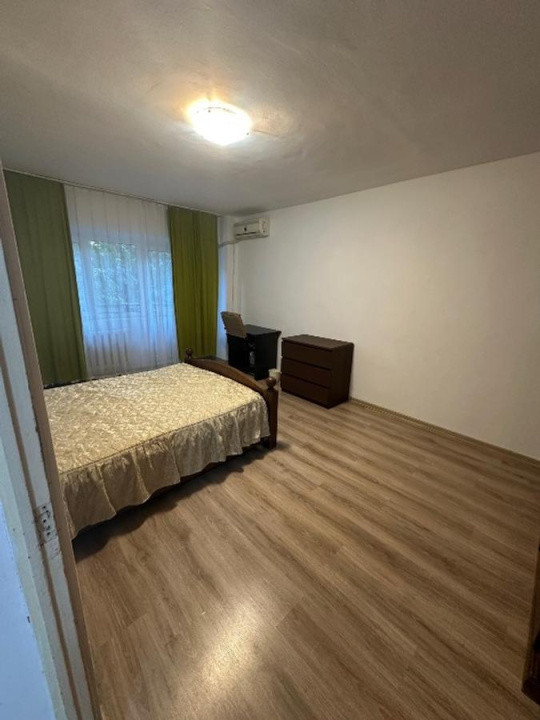 Vanzare Garsiniera Militari Teatrul Masca