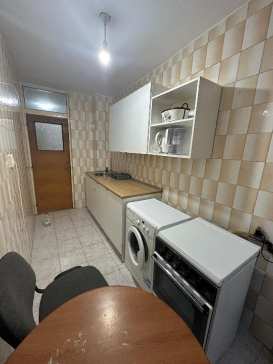 Vanzare Garsiniera Militari Teatrul Masca