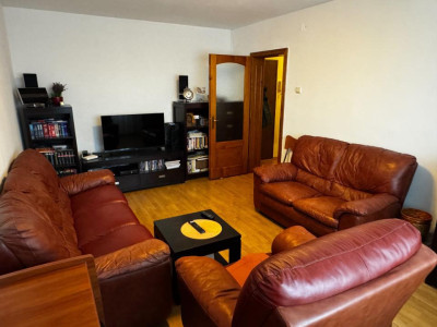 Vanzare apartament 3 camere Ion Mihalache - Turda